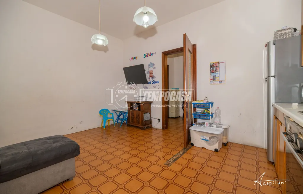 Séjour - Ground Floor Apartment with Garage in Limidi