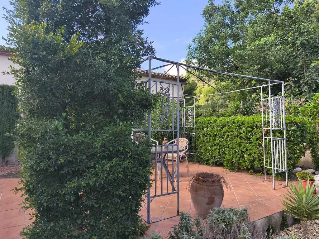 Garden - Single-Story Villa with Pool in Jalón, Valencia