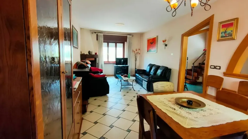 Söögituba - Villa with Private Garden in Udine