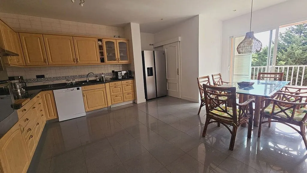 Kitchen - Andalusian Villa with Pool in Sotogrande