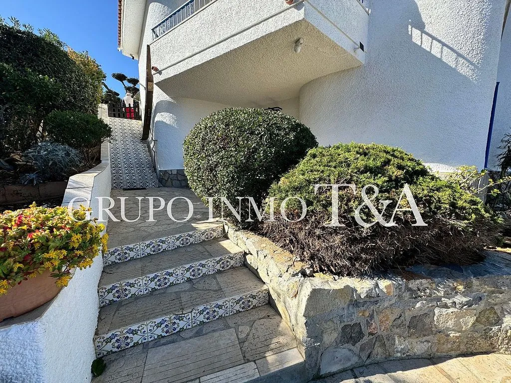 Toad - Chalet with Pool and Sea View in Las Atalayas