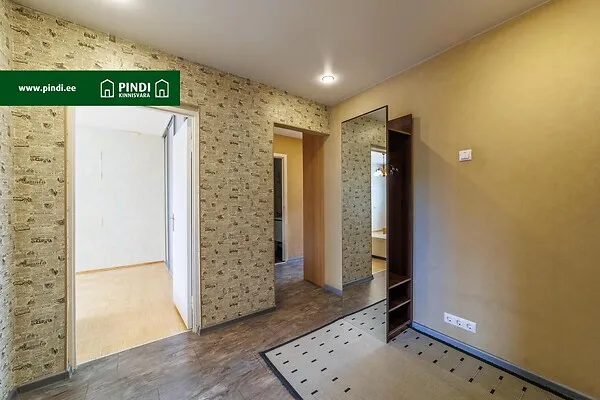 Entrée - 3-Bedroom Flat with Central Heating in Lasnamäe, Tallinn