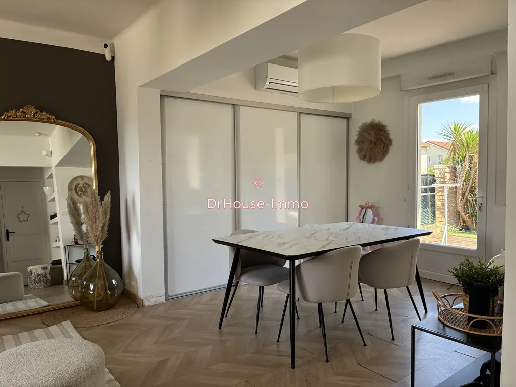 Söögituba - Charming House with Pool in Bourg-lès-Valence