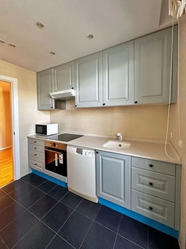 Köök - Bright Apartment with Pool in Sanchinarro