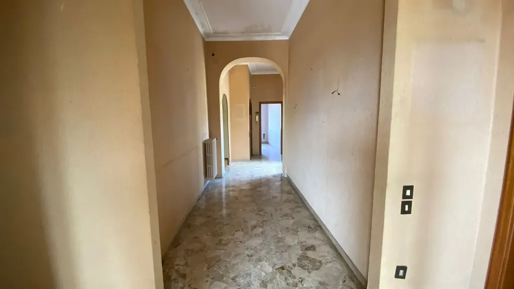 Entrée - Attico with Panoramic Views in Chieti Centre