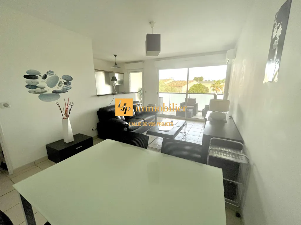 Soggiorno - Modern Flat with Balcony in Le Cres