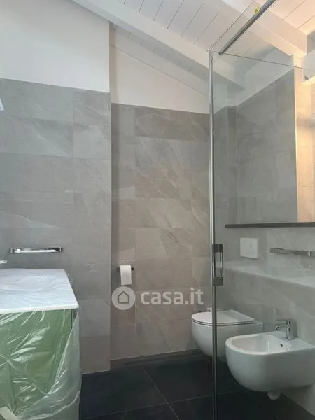 Vannitoad - Modern Studio Flat in Como's Historic Centre