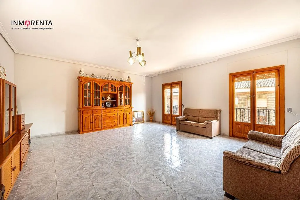 Elutuba - Detached House with Terrace in La Mata