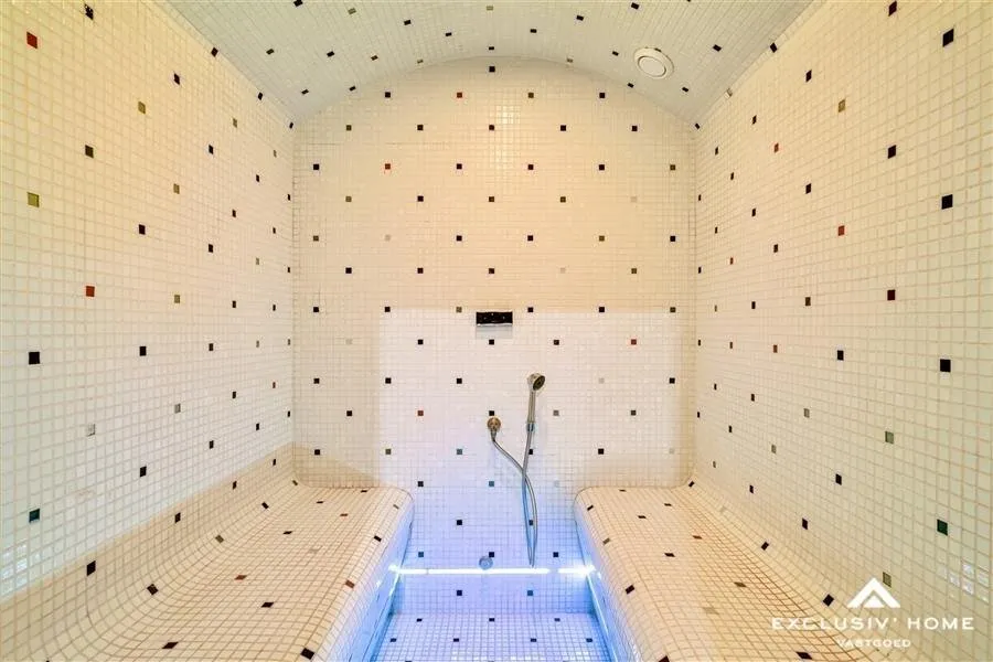 Salles de bain - Villa Moderne avec Spa à Bruxelles Ouest