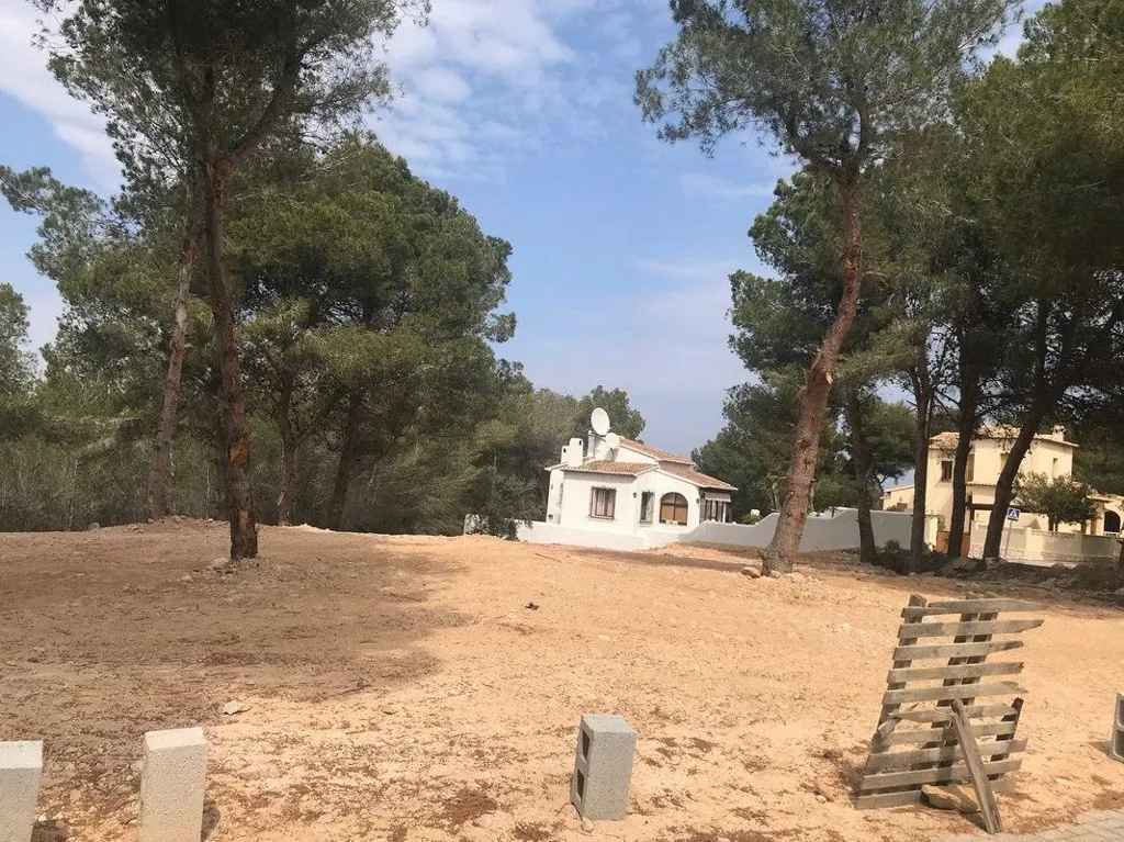 Jardin - Building Plot with Views in Benimeit, Moraira