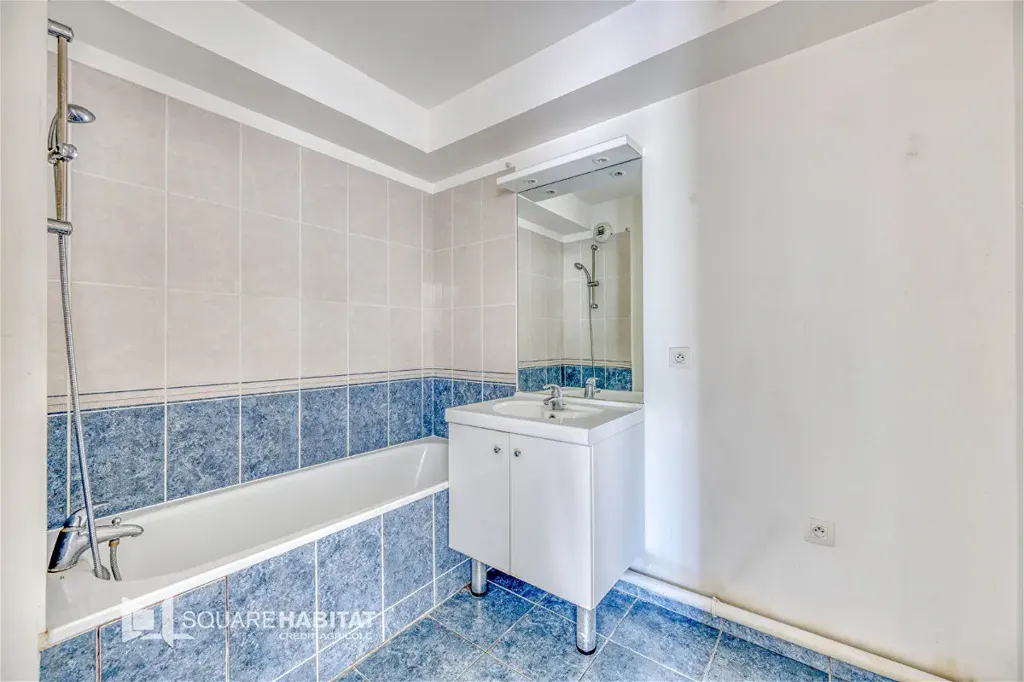 Salles de bain - Appartement T2 avec Balcon à Bordeaux Bastide