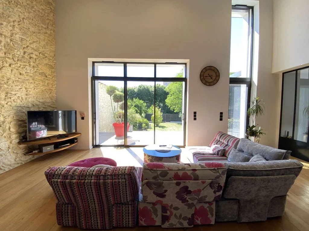 Elutuba - Luxury House with River View in Auch