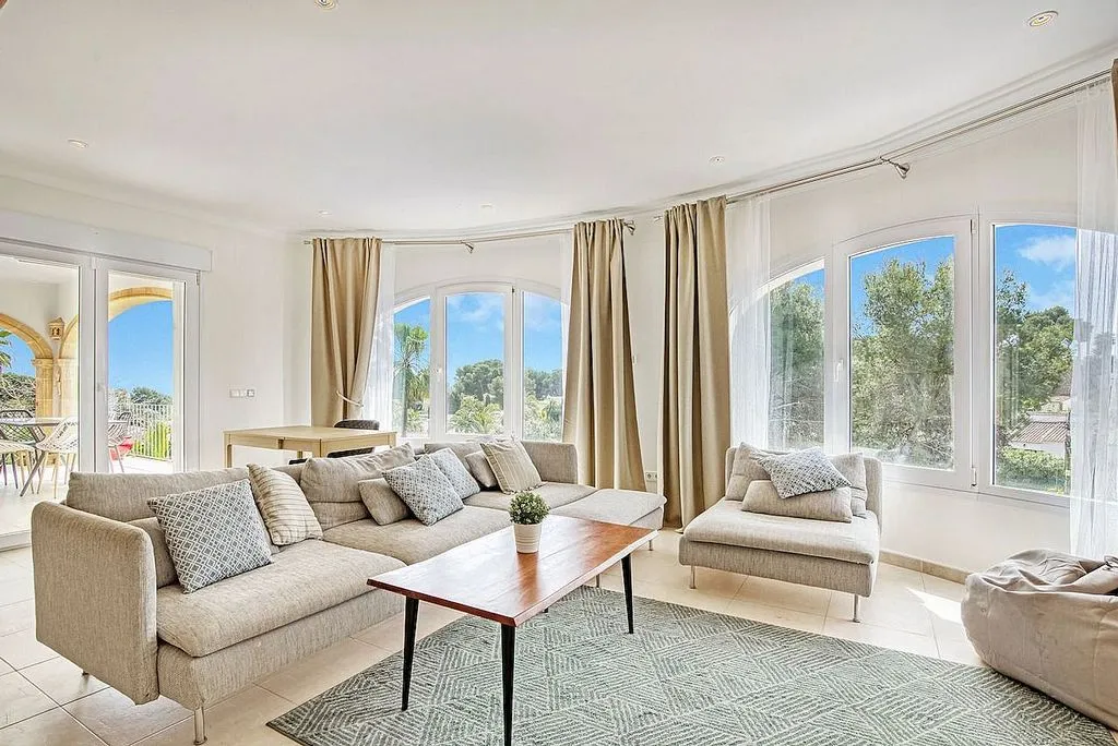 Living Room - Chalet with Sea View and Pool in Cap Martí