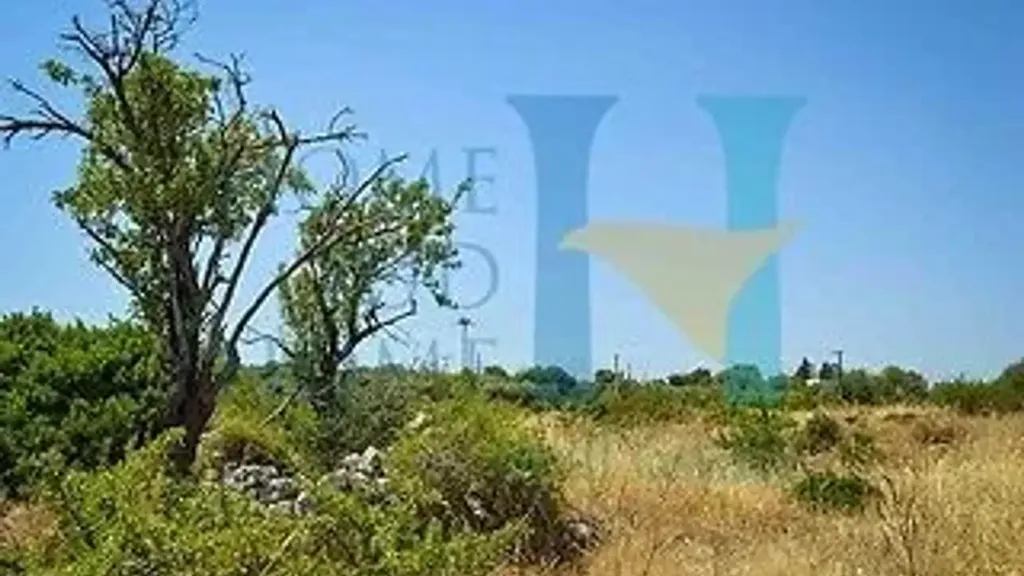 Aed - Buildable Land with Panoramic Potential in Noto