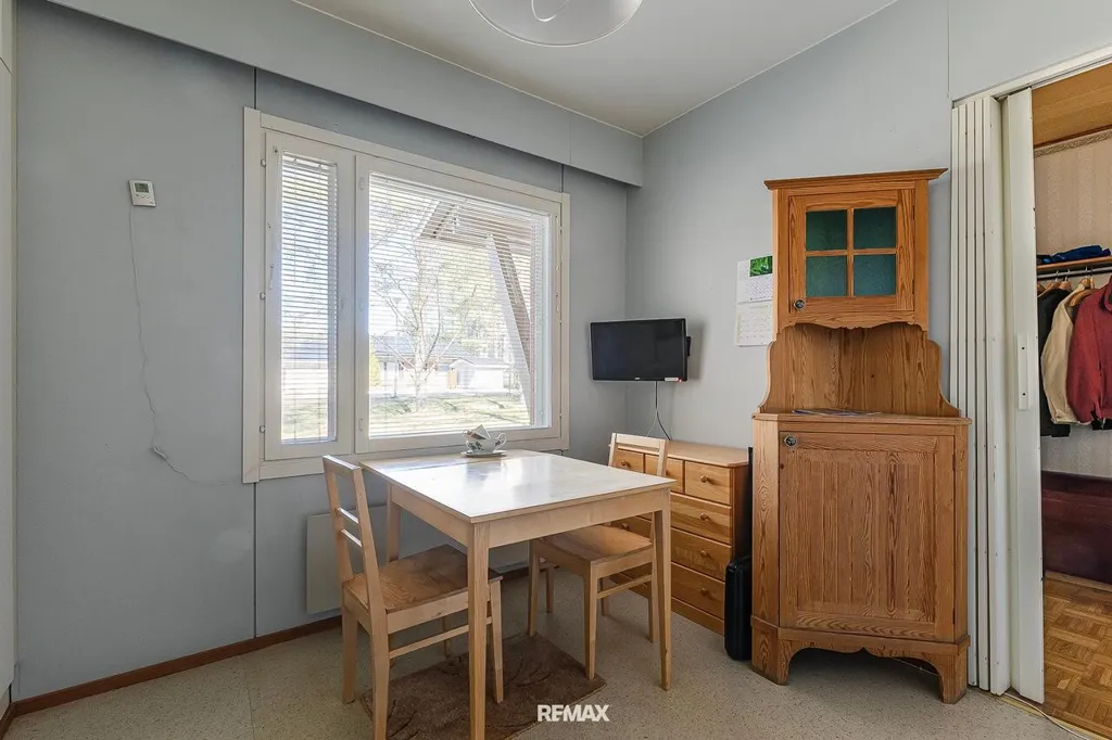 Salle à manger - End-Unit Apartment with Sauna in Tarvasjoki Centre