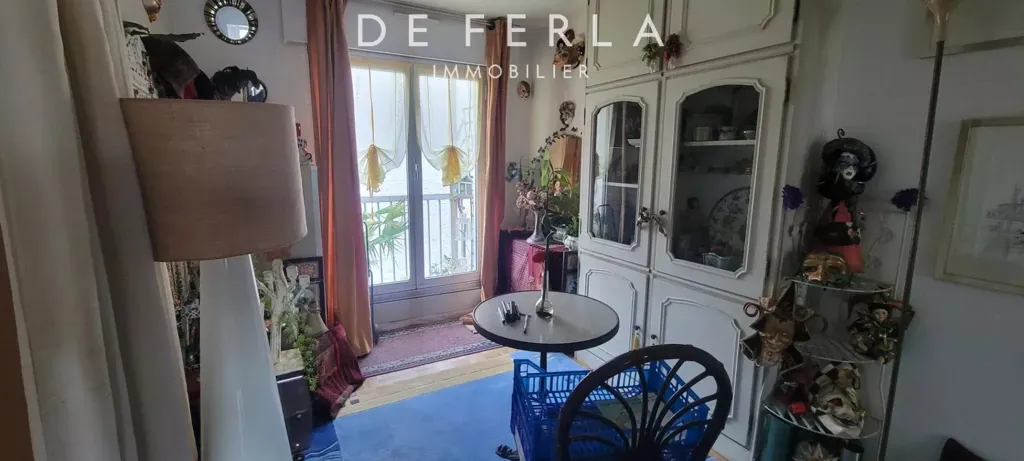 Séjour - Duplex Atelier d'Artiste avec Vue Tour Eiffel à Paris