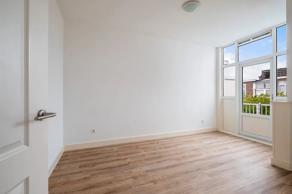 4-toaline korter asukohas Den Haag