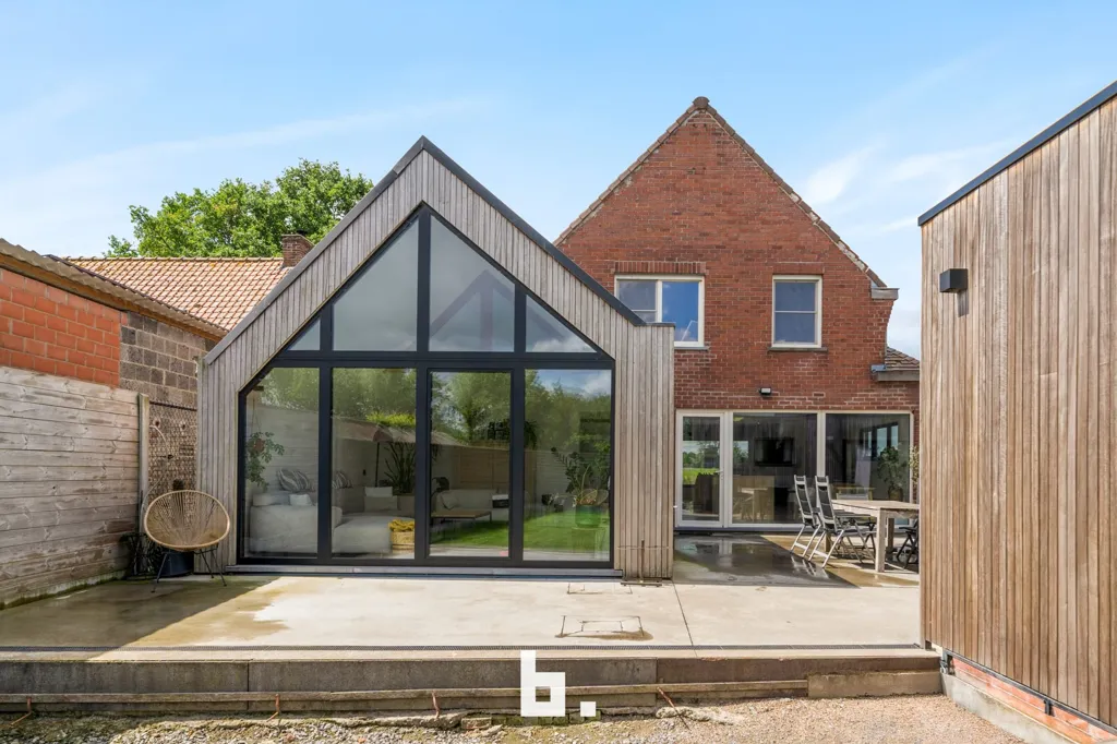Välivaade - House with Open View and Garden in Zedelgem