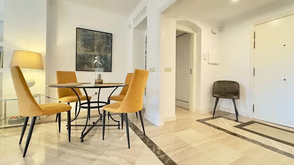 Söögituba - Apartment with Pool and Terrace in Elviria