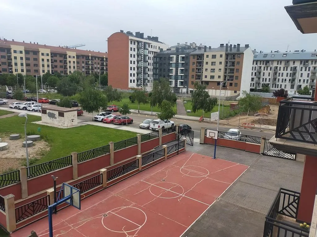 Balcone - Bright Apartment with Terrace in León