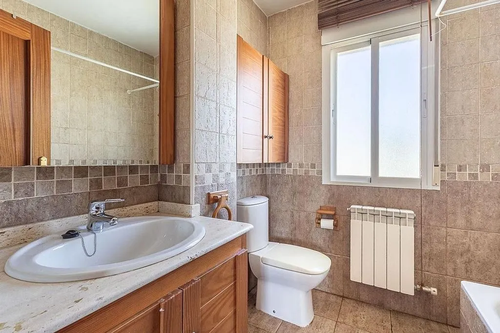 Salles de bain - Chalet with Pool in Otura, Granada