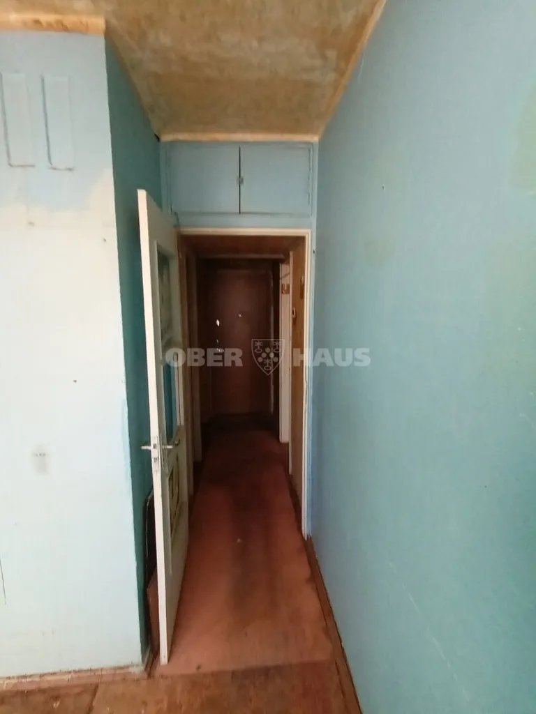 Esik - 1-Bedroom Flat with Balcony in Šiauliai