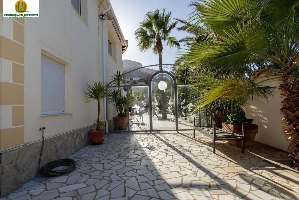 Jardin - Luxury Villa with Sea View in Denia