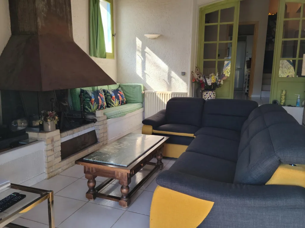 Séjour - Maison avec Vue sur la Vallée à Calamane