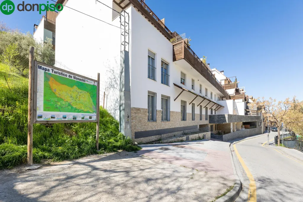 Twin-bedroom Flat with Terrace in Monachil