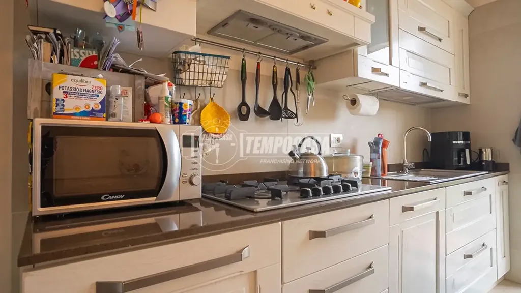 Cuisine - Renovated Apartment with Pool in Sirmione