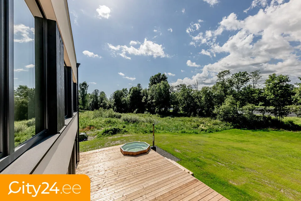 Terrasse - New Stone House with Balcony in Sindi