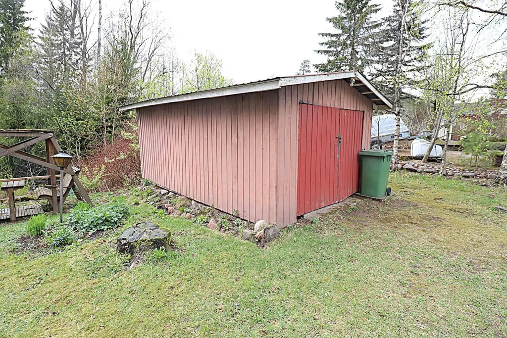 Jardin - Rear-Facing House with Sauna in Finland