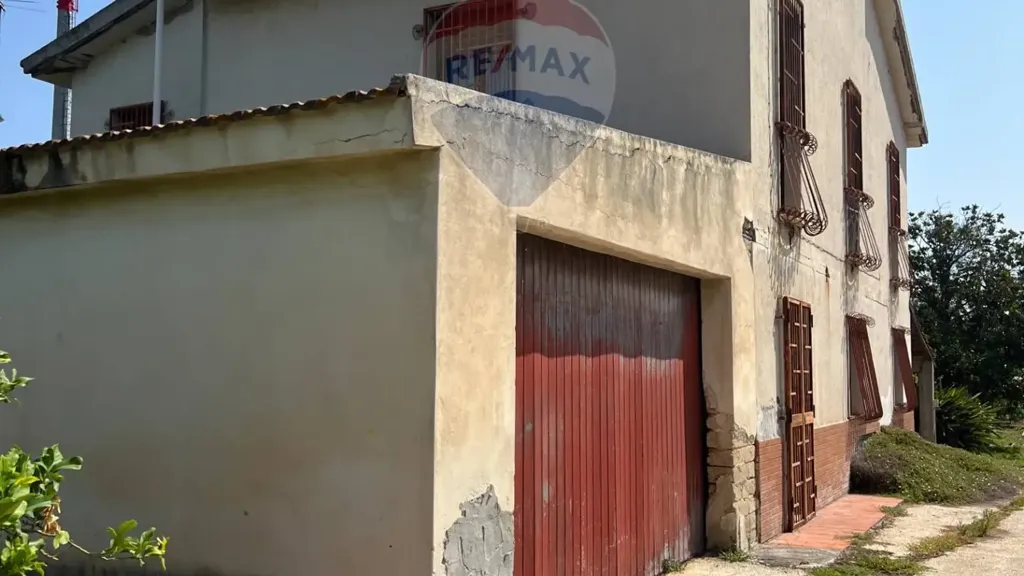 7-room house in IT