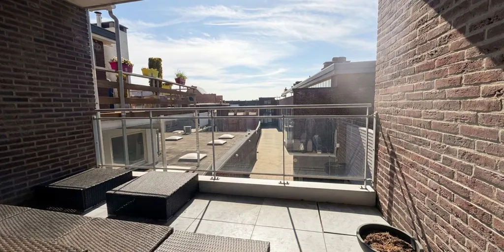Rõdu - 1-Bedroom Apartment with Terraces in Bree Centre