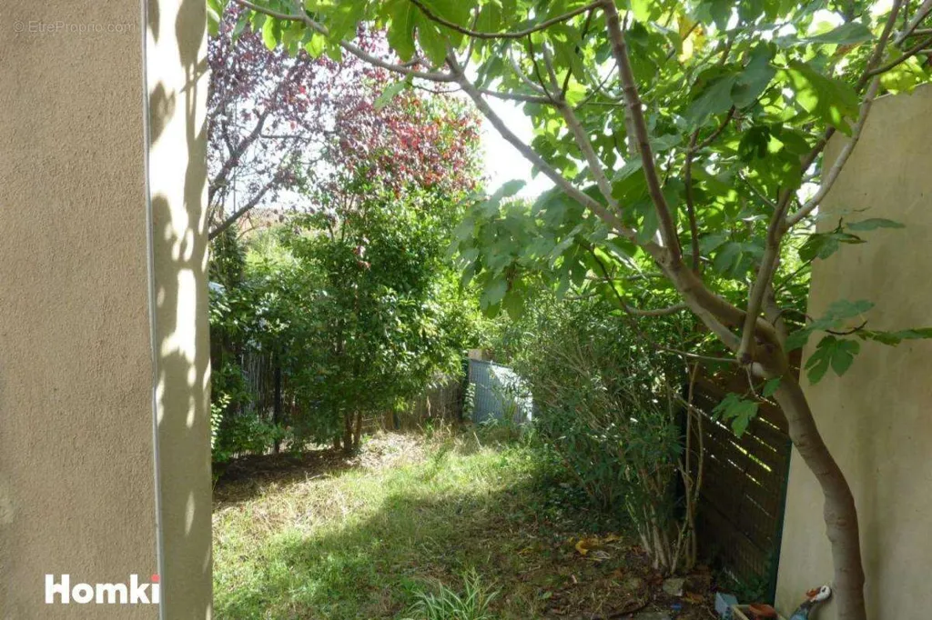 Aed - Villa with Terrace in Uzès