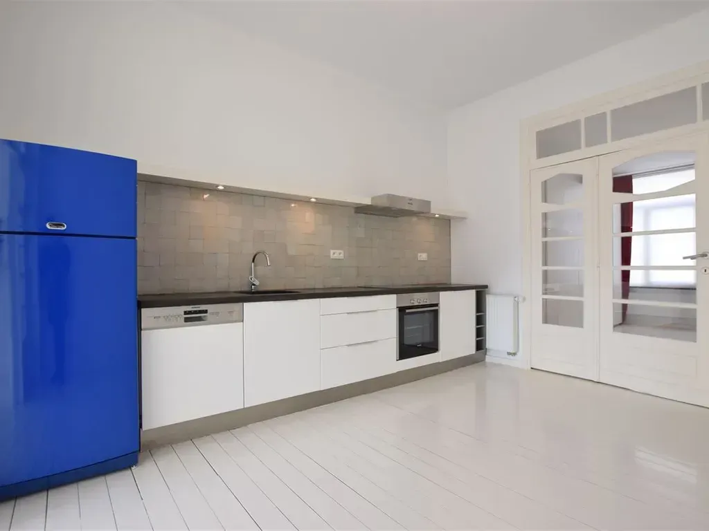 Köök - Spacious Apartment with Low Charges in Yser Quarter