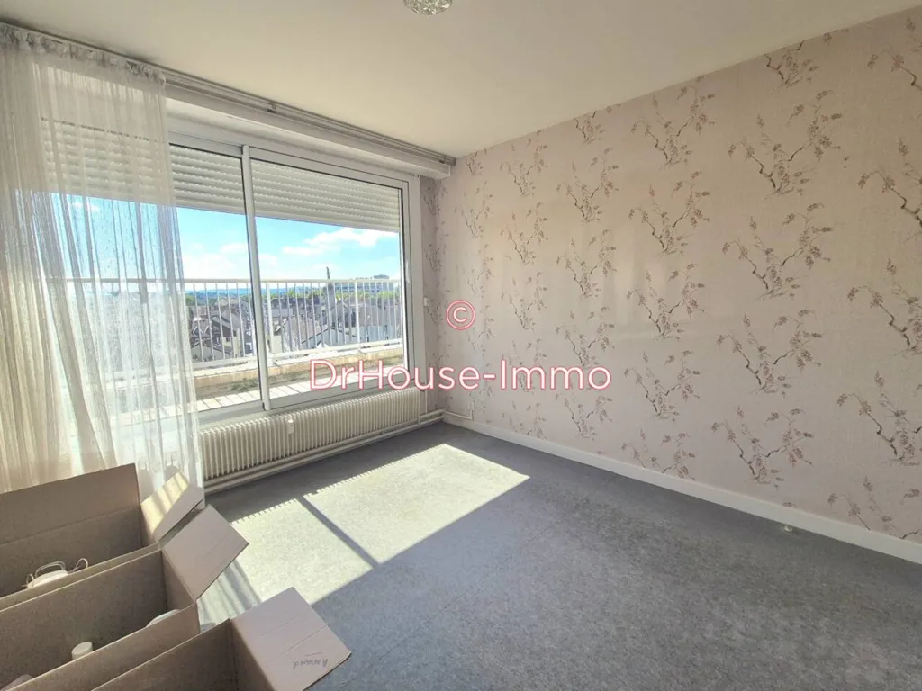 Pièces - Appartement 3 Pièces avec Terrasse à Chalon-sur-Saône