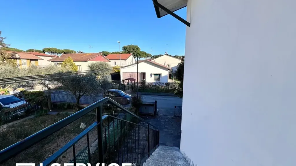 Balcon - Three-Bedroom Apartment with Balcony in Cervia