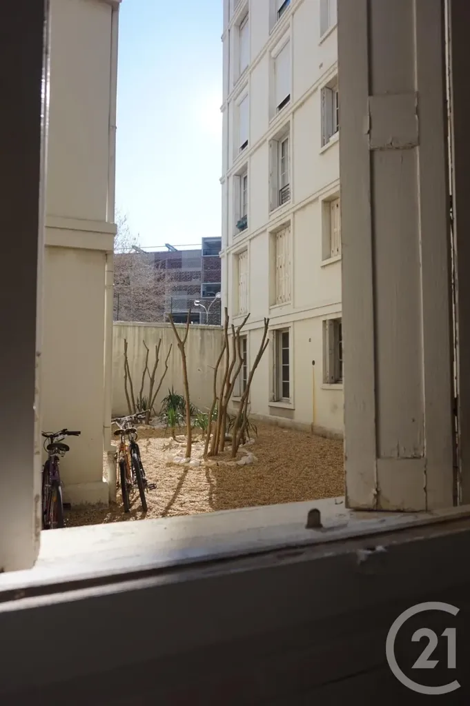 Balcony - Studio with Tram Access in Montpellier Centre