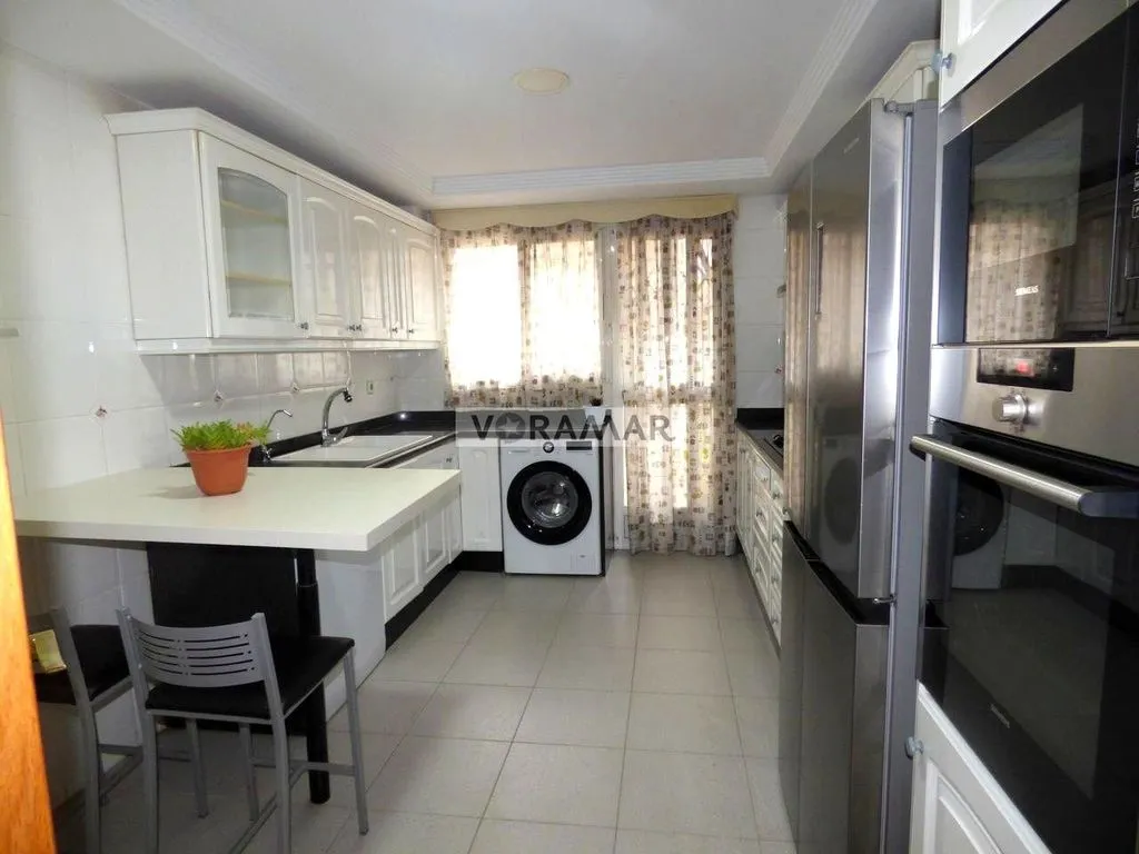 Köök - Luxury Villa with Seafront Access in Valencia
