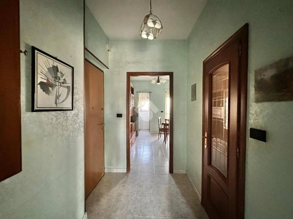 hallway_entrance