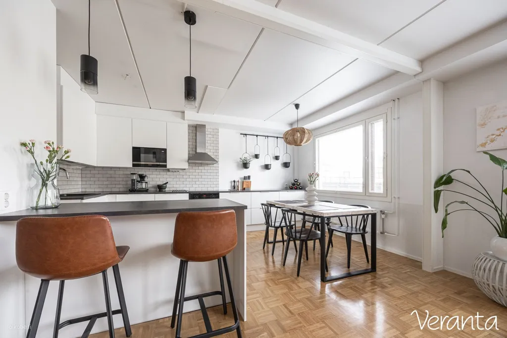 Cuisine - Modernised Apartment with Sauna in Loukonlahti, Pirkkala