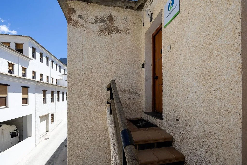 Pièces - Trevélez Apartment with Terraced Views