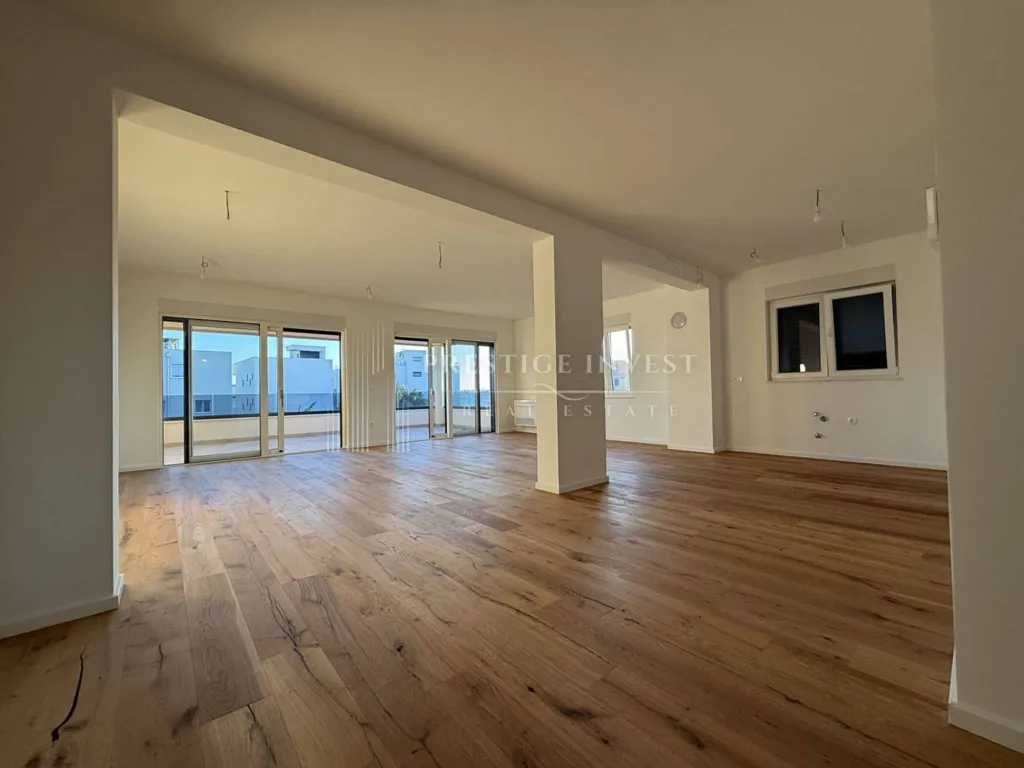 Elutuba - Penthouse with Sea View in Sukošan