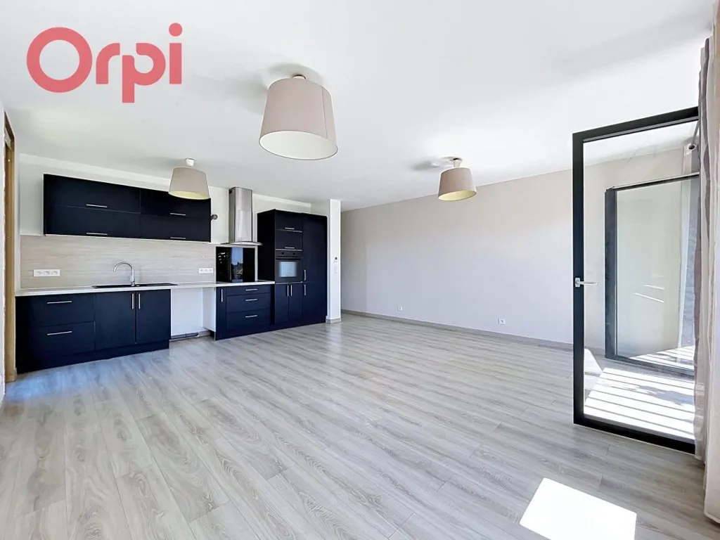 Cuisine - Appartement Calme avec Balcon Sud à Brunoy