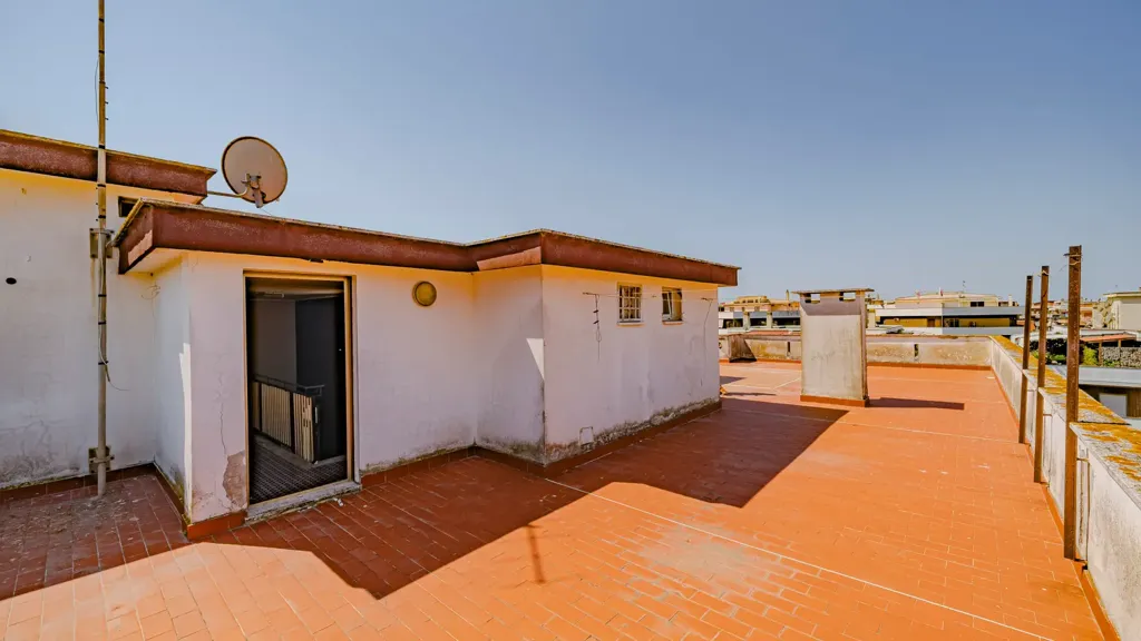 Terrass - Apartment with Parking in Torvaianica Centre