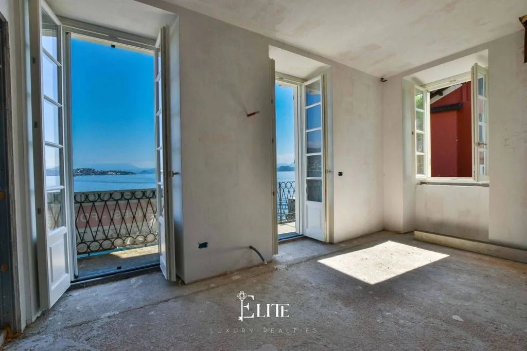 Pièces - Luxury Villa with Lake View in Stresa