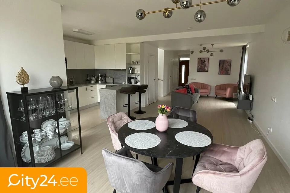 Salle à manger - Renovated House with Large Garden in Saliena
