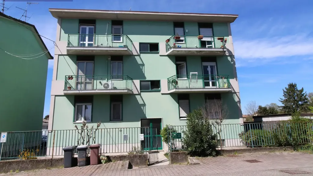 Extérieur - Rear-Facing Apartment with Garage in Bressana Bottarone