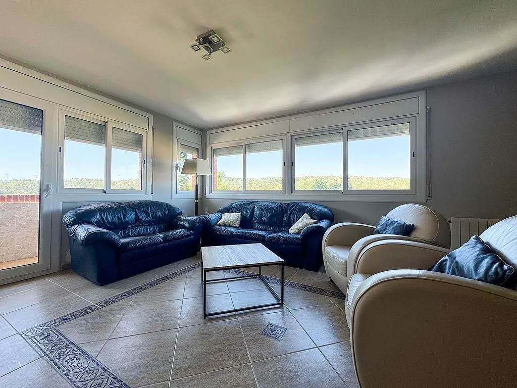 Corner Flat with Balcony in Sentmenat